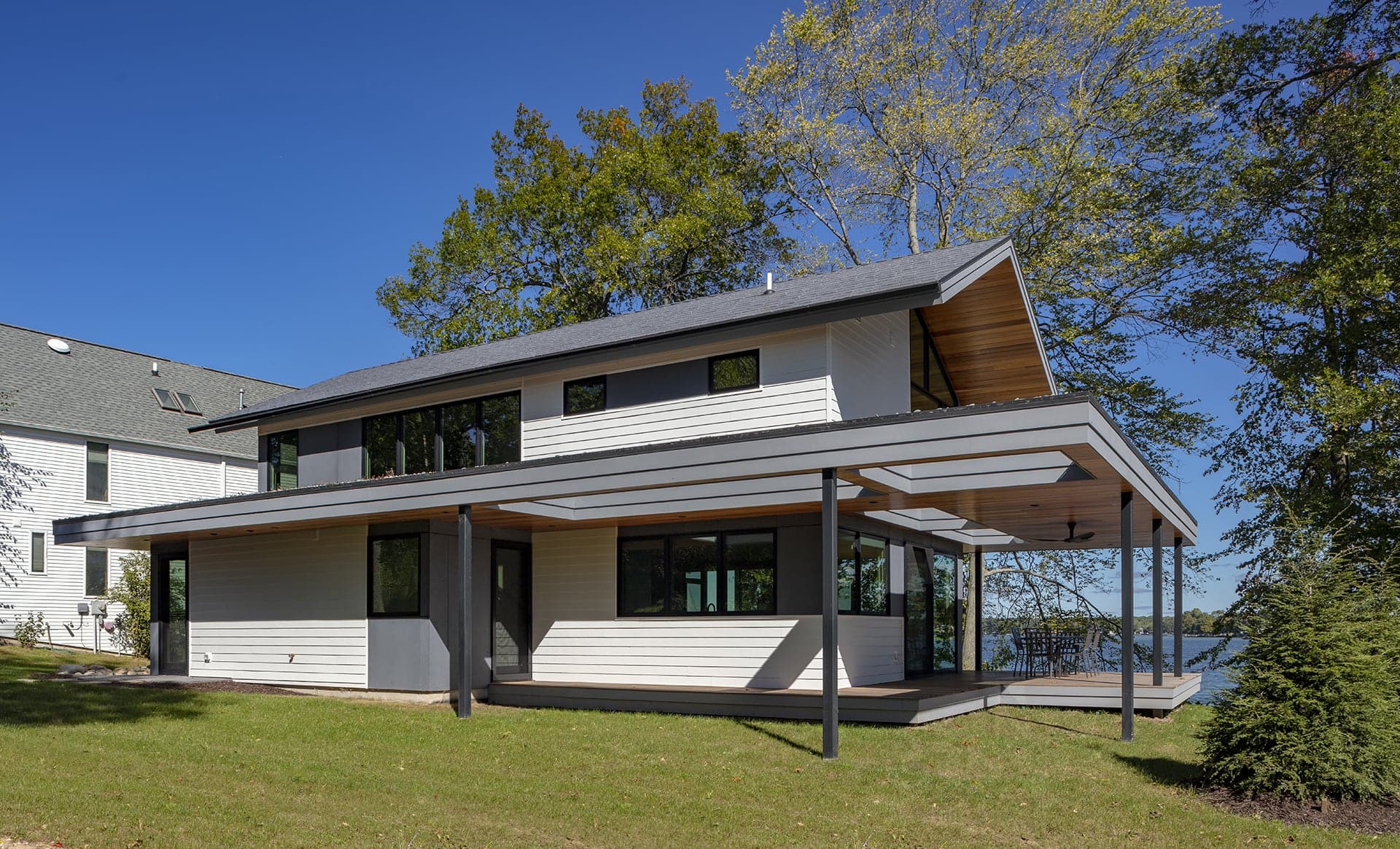 Gun Lake Overlook exterior